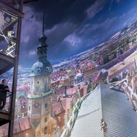 BAROQUE DRESDEN, view to panorama section with visitors’ platform in Dresden (2012), photo: Tom Schulze © asisi