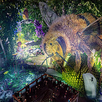 Panorama CAROLA‘S GARDEN with visitors from the birds’ eyes perspective, photo Tom Schulze © asisi